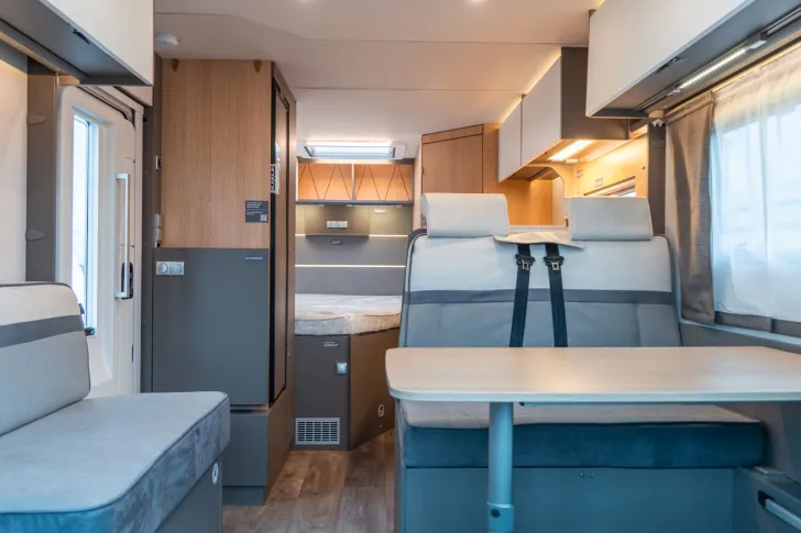 Fahrzeugbild LMC Tourer Lift H 630 *Mj25*fr.Längsbett*Hubbett* #10