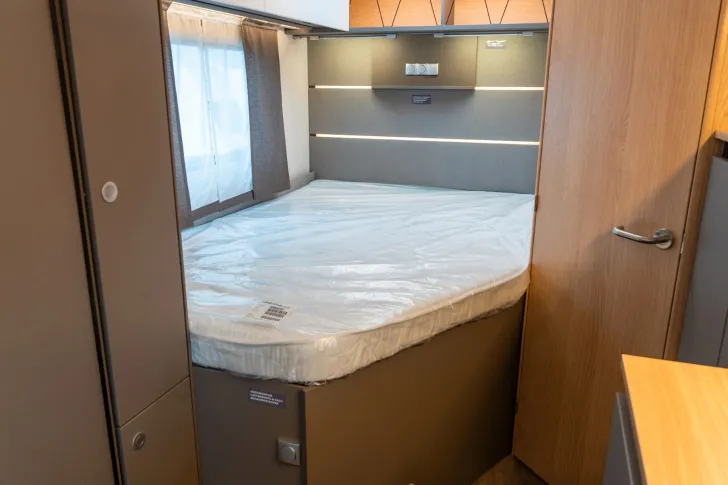 Fahrzeugbild LMC Tourer Lift H 630 *Mj25*fr.Längsbett*Hubbett* #12