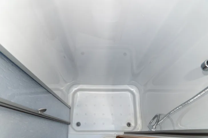 Fahrzeugbild LMC Tourer Lift H 630 *Mj25*fr.Längsbett*Hubbett* #18