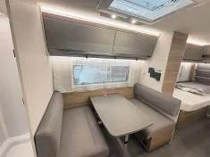 Bild 7 Dethleffs NOMAD 490 EST