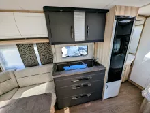 Fahrzeugbild Hobby De Luxe 460 UFe IC-Line #7