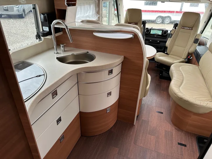Fahrzeugbild Carthago C-LINE I 5.9 XL LE MB #13