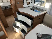 Fahrzeugbild Rapido Distinction i196M #9