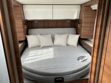 Fahrzeugbild Rapido Distinction i196M #10