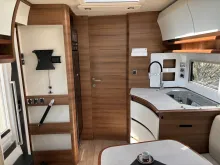 Fahrzeugbild Rapido Distinction i196M #14