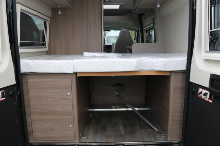Grundriss Tag Carado Camper Van CV 540 Markise+Dachhaube Midi Heki