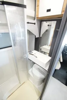 Fahrzeugbild Karmann Mobil Dexter 570 4x4 #14