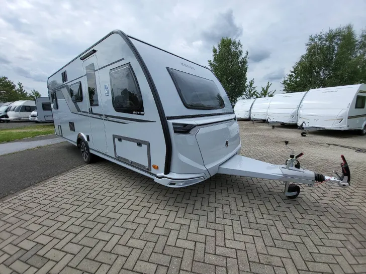 Frontal Vorne Knaus Südwind 580 QS 60 YEARS