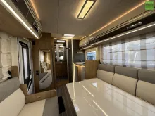 Fahrzeugbild Roller Team Kronos 234 TL Face-to-Face Hubbett Automatik #12