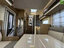 Fahrzeugbild Roller Team Kronos 234 TL Face-to-Face Hubbett Automatik #16