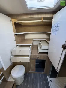 Fahrzeugbild Roller Team Kronos 234 TL Face-to-Face Hubbett Automatik #21