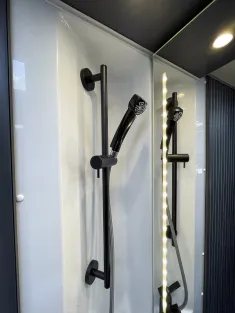 Bild 36 Knaus L!VE/LIVE TI 650 MEG -Platinum Selection-