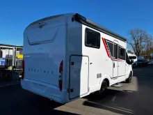 Grundriss Tag Bürstner Lineo T 700 AT8G+Markise+Winterpaket