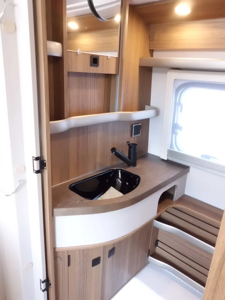Fahrzeugbild Hymer Eriba Touring 542 #9
