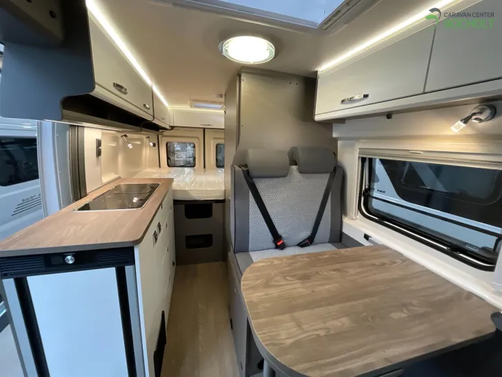 Fahrzeugbild Hobby Vantana De Luxe K60 FT Markise / Panoramadach #11