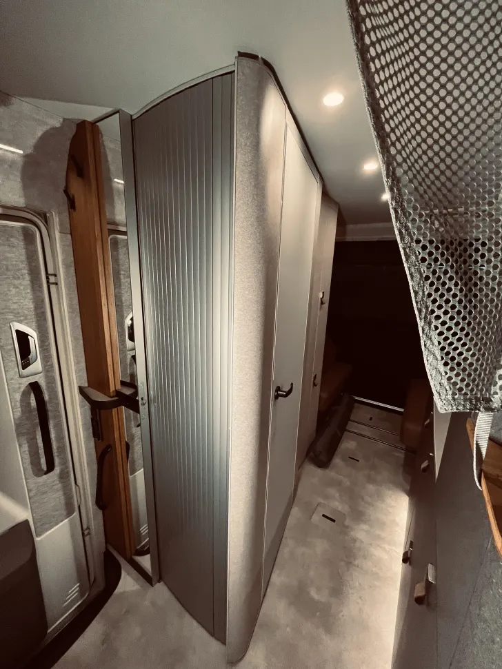 Fahrzeugbild Hymer Venture S #24