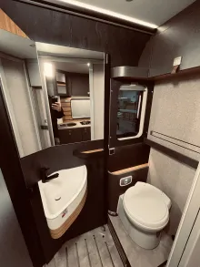 Fahrzeugbild Hymer Venture S #25