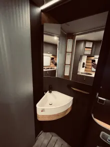 Fahrzeugbild Hymer Venture S #27