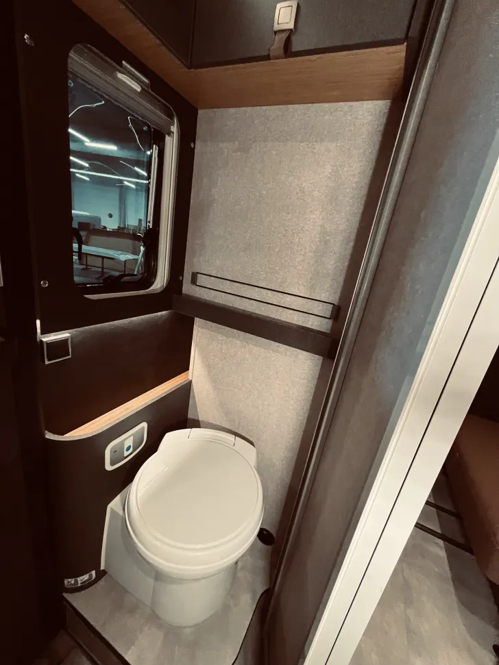 Fahrzeugbild Hymer Venture S #28