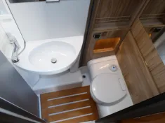 Bild 18 Hymer Tramp Ambition 574 T-CL - leicht Hageldellen -