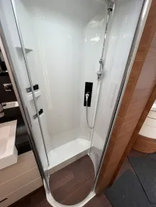 Fahrzeugbild Carthago chic c-line I 5.9 XL LE #13