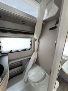 Fahrzeugbild Hymer Eriba Touring 430 *ERIBARBIE Pink-Edition* #10