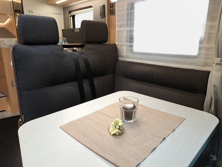 Fahrzeugbild Hymer B-Klasse MC T BlackLine 600 Premium, Arktis, Autark #12