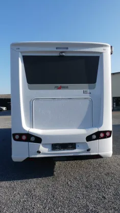 Bild 4 Frankia F-Line I 740 GD F2F-Sitzgruppe & Bugausbau