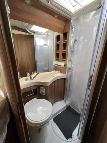 Fahrzeugbild Carthago C1-tourer T 143 KB-LE lightweight 3.5t *junger Gebrauchtwagen* #13