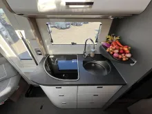 Fahrzeugbild Carthago C1-tourer I 141 KB-LE lightweight 3.5t *junger Gebrauchtwagen* #12