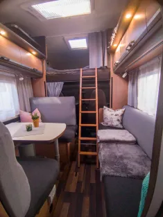 Bild 6 Knaus Sky Traveller 600 D
