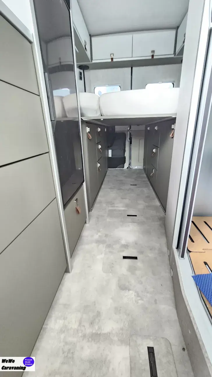 Fahrzeugbild Hymer Camper Van Yellowstone 180 PS Autom. 11.000,- sparen #10