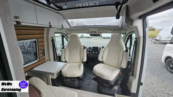 Fahrzeugbild Hymer Camper Van Yellowstone 180 PS Autom. 11.000,- sparen #12