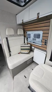 Fahrzeugbild Hymer Camper Van Yellowstone 180 PS Autom. 11.000,- sparen #13