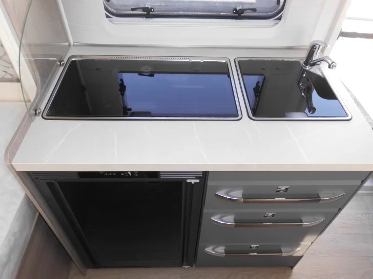 Fahrzeugbild Hobby OnTour 390 SF 1500kg. Ambiente 2025 #16