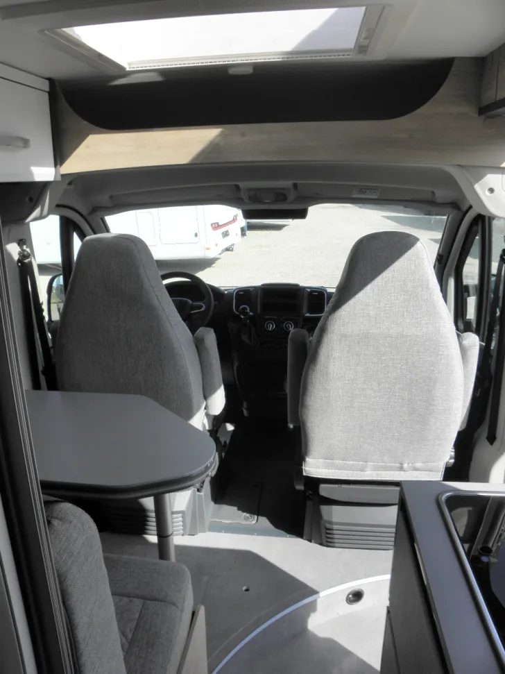 Fahrzeugbild Dethleffs Globetrail 640 HR SALE #13