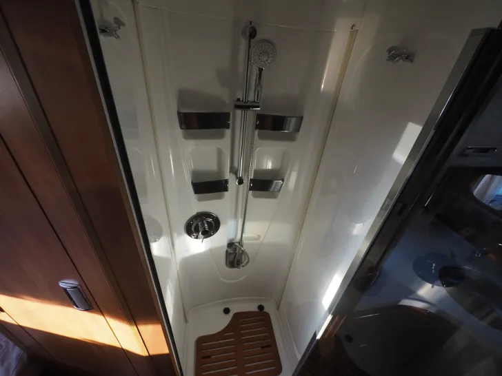 Fahrzeugbild Laika Kreos 5010, Hubstützen, Navi, RFK, Solar, Mark. #16