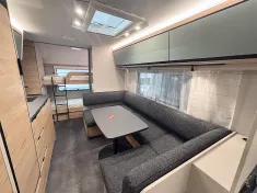 Bild 13 Dethleffs CAMPER 560 FMK