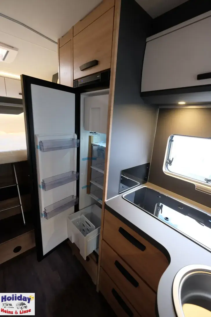 Fahrzeugbild Knaus L!VE WAVE 700 MEG Platinum Selection 140 PS Schalter #14