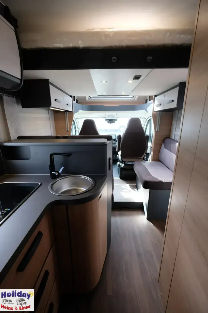 Fahrzeugbild Knaus L!VE WAVE 700 MEG Platinum Selection 140 PS Schalter #18