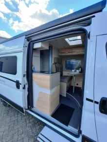 Fahrzeugbild Dethleffs Globetrail 640 HR Verfüg./ Sparen Sie 7.524,- € #9