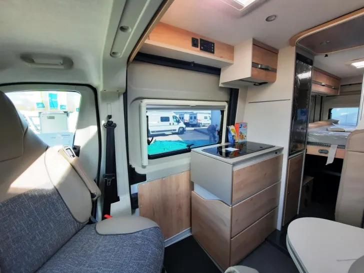Fahrzeugbild Dethleffs Globetrail 640 HR Verfüg./ Sparen Sie 7.524,- € #6