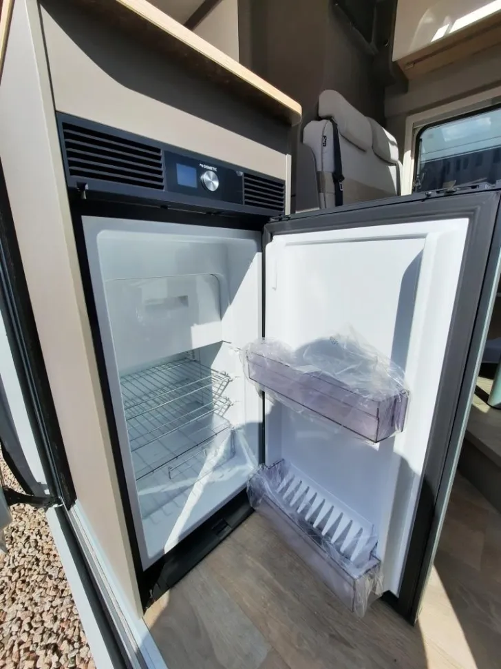 Fahrzeugbild LMC Innovan 640 #14