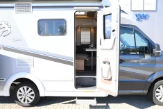 Bild 4 Knaus Van TI Plus 650 MEG Platinum Selection Allrad | Rahmenfenster