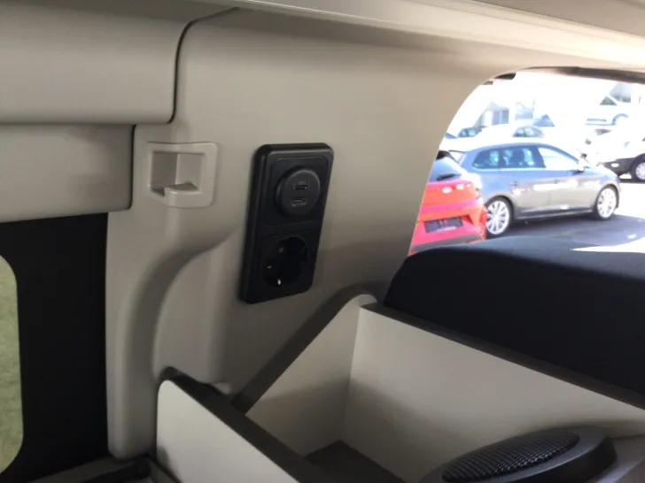 Fahrzeugbild Ford Transit Nugget L1 #20