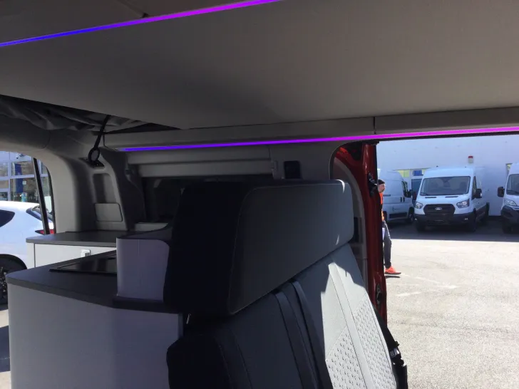 Fahrzeugbild Ford Transit Nugget L1 #25
