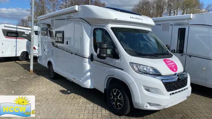 Schräg Vorne Hobby Optima ONTOUR T65 GE