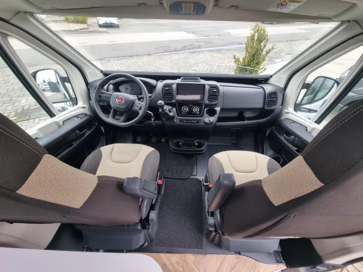 Fahrzeugbild Chausson Van First Line V697 Abverkauf Ausstellungswagen #7