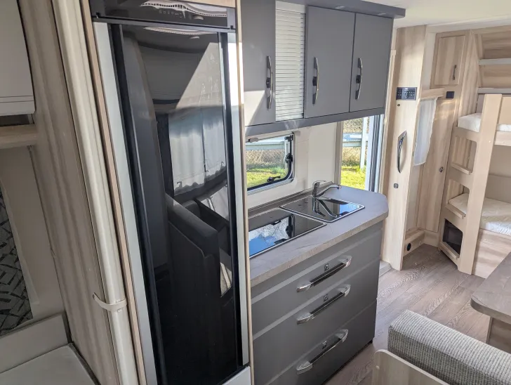 Fahrzeugbild Hobby De Luxe 540 KMFe IC-Line --> Sie sparen 1.000,- #13