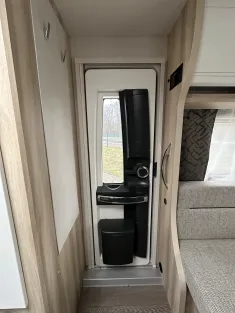 Bild 13 Hobby De Luxe 460 UFe Frühjahrsangebot